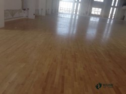 籃球木地板保養方法
